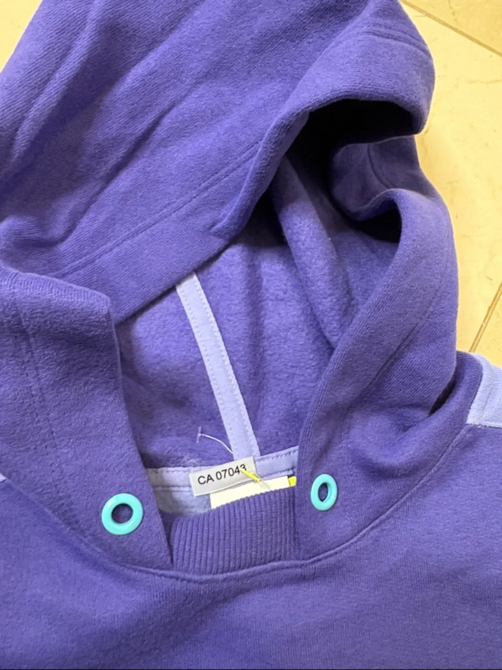 ⭐️ NWT- All in Motion Hoodie in Dark Purple & Teal Accent- small/ 6/6x - Picture 6 of 10